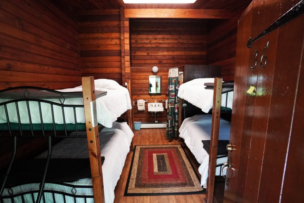 Brooks-Lodge-guest-cabin-Kyle-Shea-1